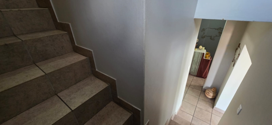 4 Bedroom Property for Sale in Miederpark North West